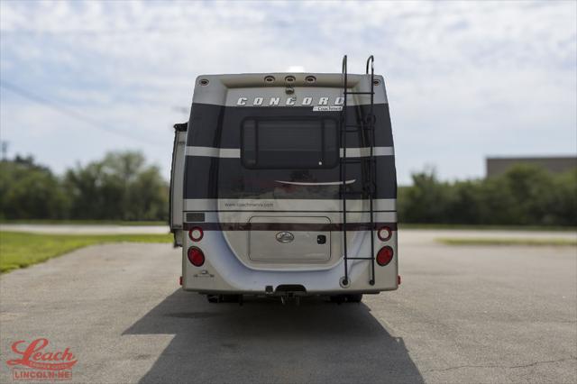2013 Chevrolet Express Cutaway 4500 Series