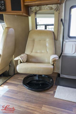 2013 Chevrolet Express Cutaway 4500 Series