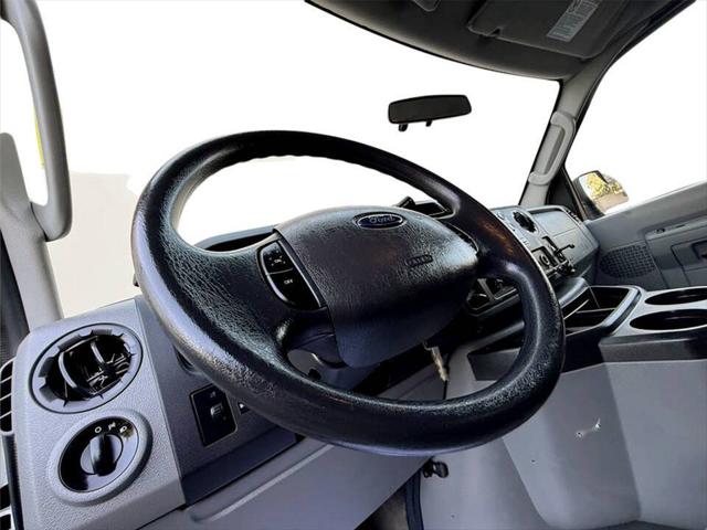 2014 Ford E-150 XLT