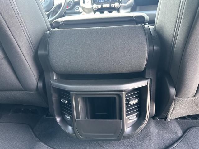 2026 Ram 1500 Tradesman Crew Cab 4x4 5'7" Box