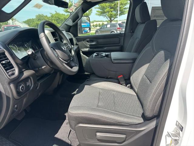 2026 Ram 1500 Tradesman Crew Cab 4x4 5'7" Box