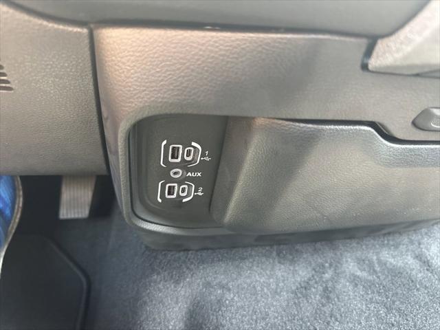 2026 Ram 1500 Tradesman Crew Cab 4x4 5'7" Box