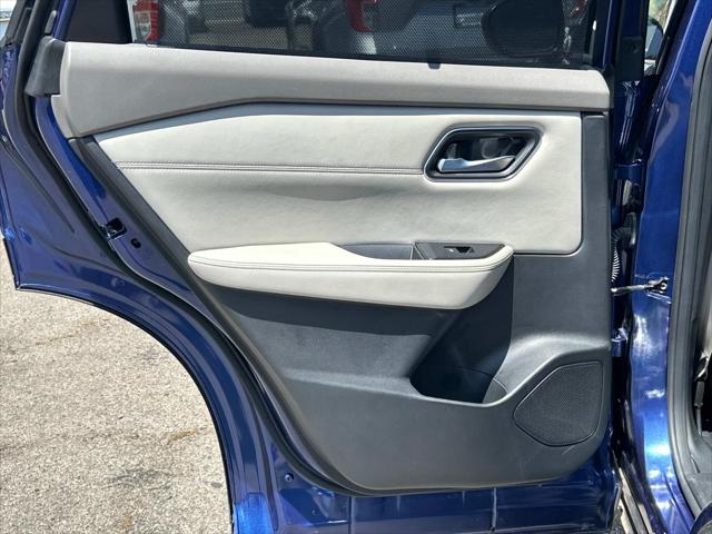 2021 Nissan Rogue SV FWD