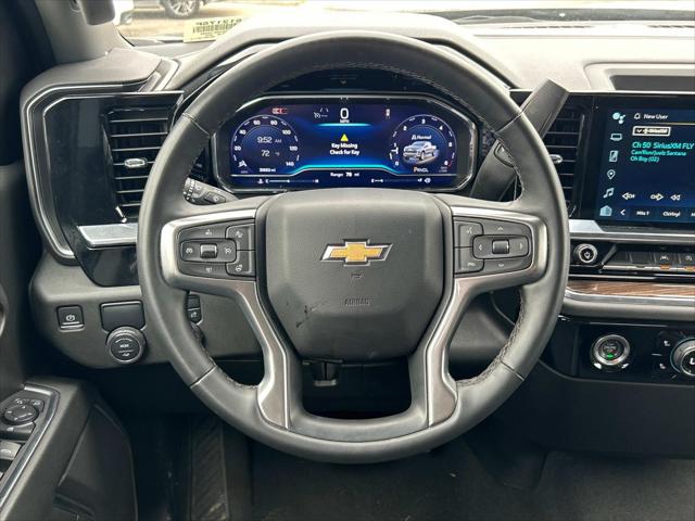 2024 Chevrolet Silverado 1500 2WD Crew Cab Standard Bed LT