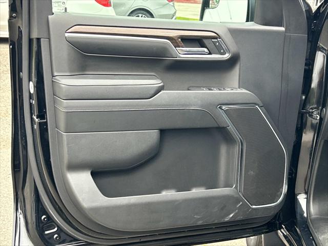 2024 Chevrolet Silverado 1500 2WD Crew Cab Standard Bed LT