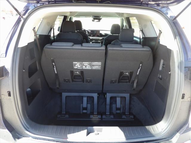 2026 Kia Carnival LX