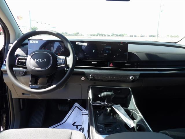 2026 Kia Carnival LX