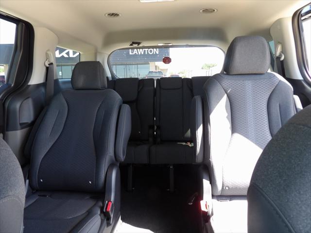 2026 Kia Carnival LX