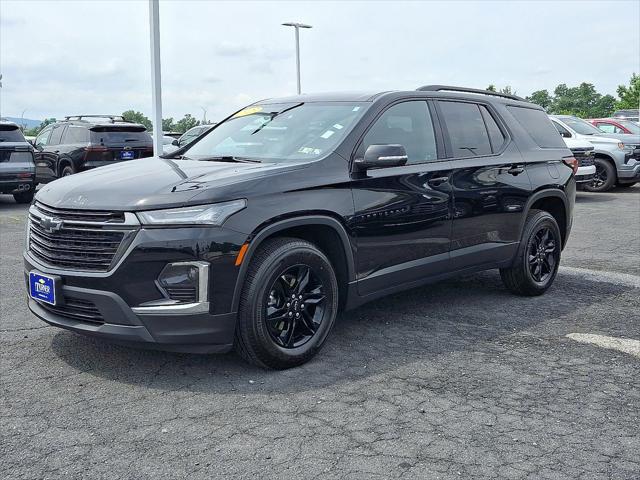 2023 Chevrolet Traverse AWD LT Leather