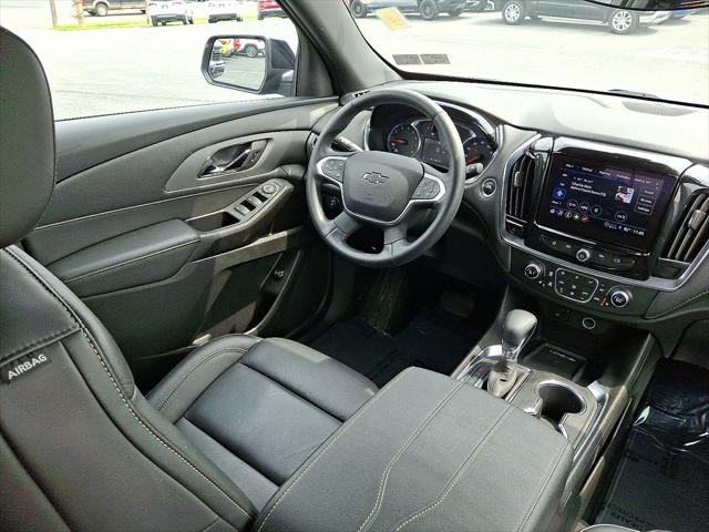 2023 Chevrolet Traverse AWD LT Leather