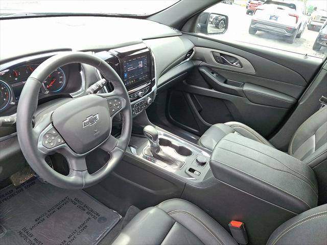 2023 Chevrolet Traverse AWD LT Leather