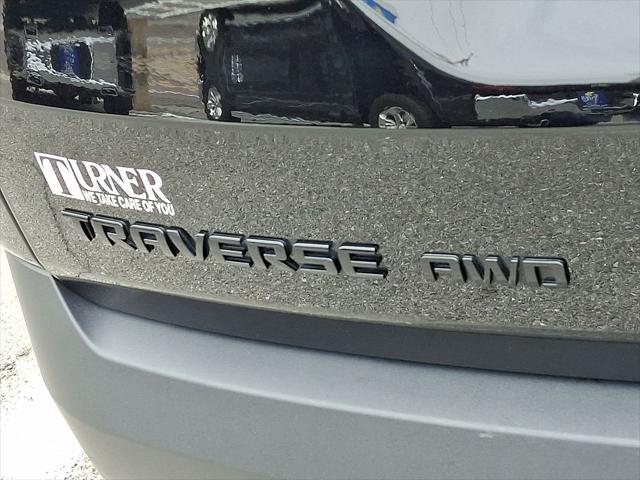 2023 Chevrolet Traverse AWD LT Leather