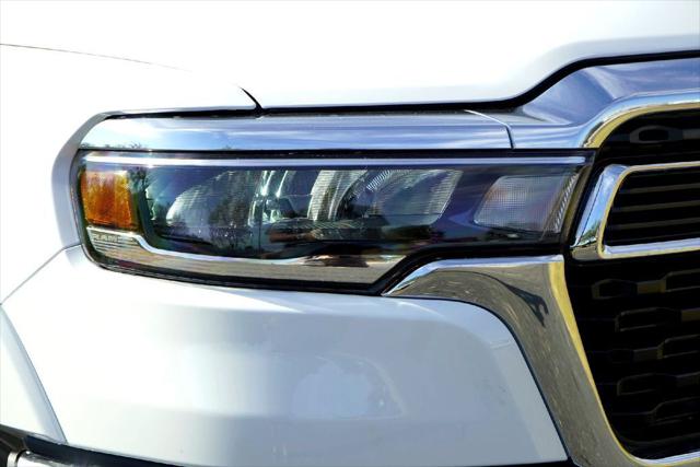 2026 RAM Ram 1500 RAM 1500 LONE STAR CREW CAB 4X2 57 BOX