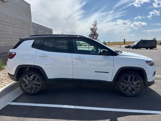 2025 Jeep Compass COMPASS LIMITED 4X4