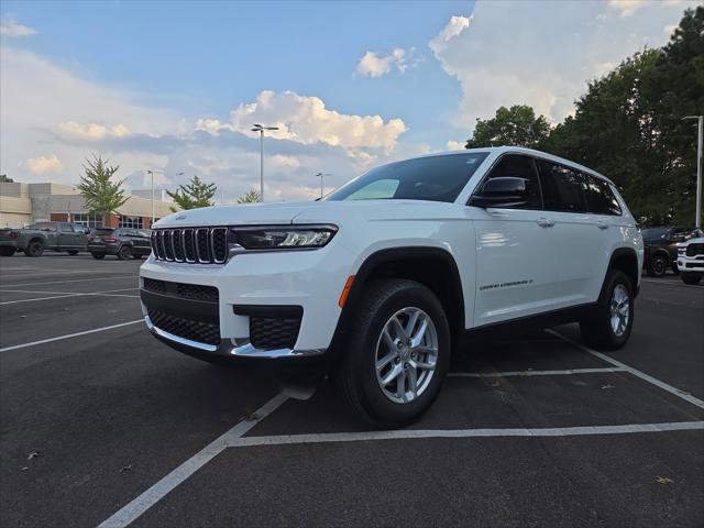 2025 Jeep Grand Cherokee GRAND CHEROKEE L LAREDO 4X2