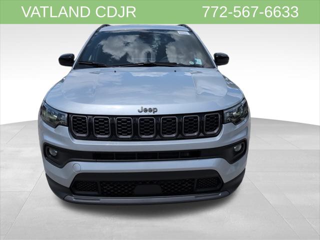 2025 Jeep Compass COMPASS LATITUDE 4X4