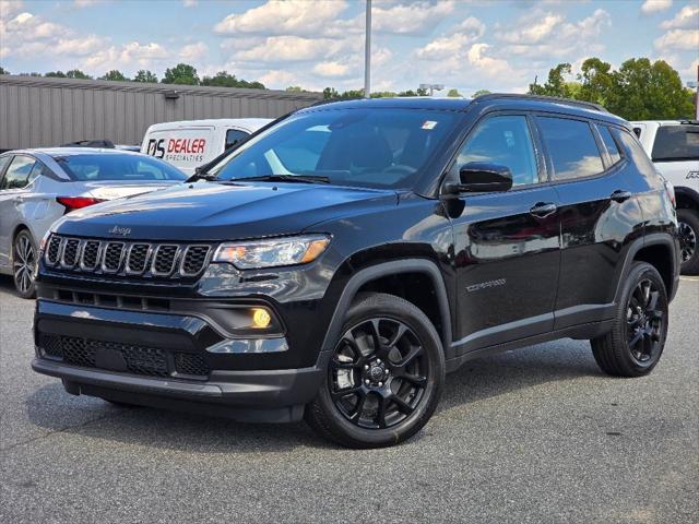 2025 Jeep Compass COMPASS LATITUDE 4X4