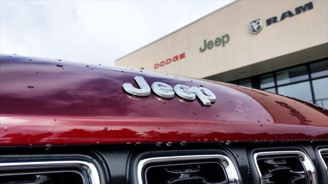 2025 Jeep Grand Cherokee GRAND CHEROKEE L LAREDO X 4X4 2025 Jeep Grand Cherokee GRAND CHEROKEE L LAREDO X 4X4