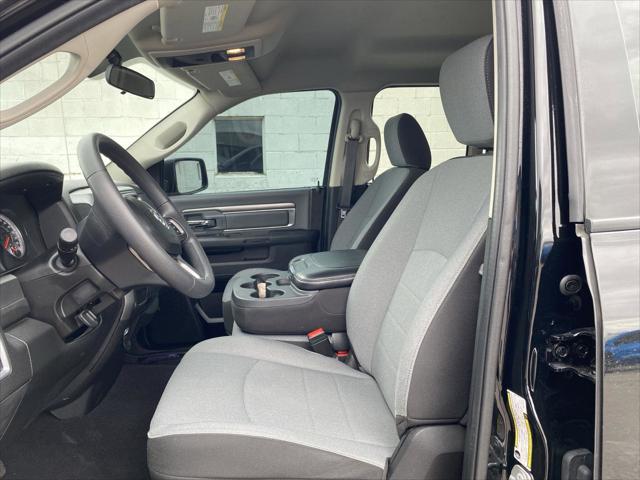 2024 RAM 1500 Classic SLT Quad Cab 4x2 64 Box