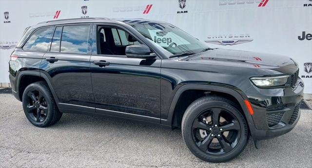 2022 Jeep Grand Cherokee Altitude 4x4