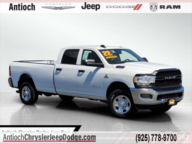 2022 RAM 3500 Tradesman Crew Cab 4x4 8 Box