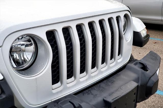 2022 Jeep Gladiator Overland 4x4