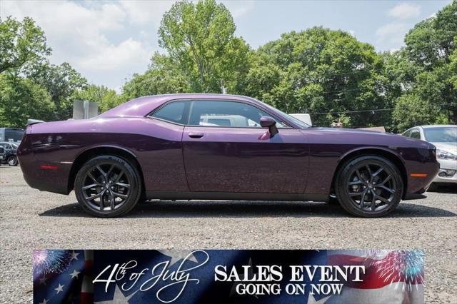 2022 Dodge Challenger SXT