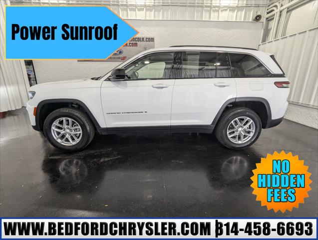 2023 Jeep Grand Cherokee Laredo 4x4