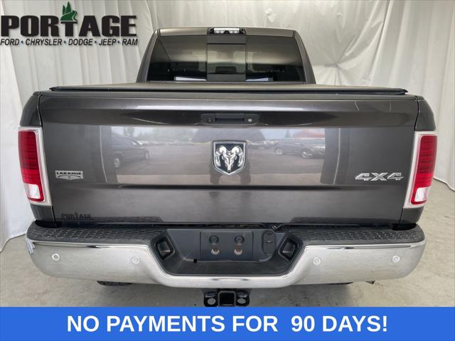 2017 RAM 2500 Laramie Crew Cab 4x4 64 Box