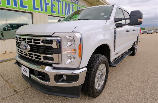 2024 Ford F-350 XLT