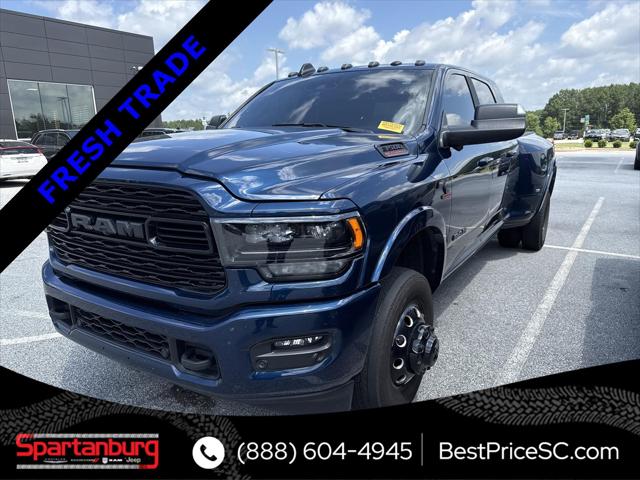 2022 RAM 3500 Limited Mega Cab 4x4 64 Box