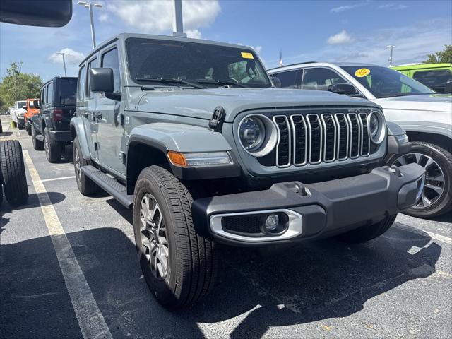 2024 Jeep Wrangler 4-Door Sahara 4x4