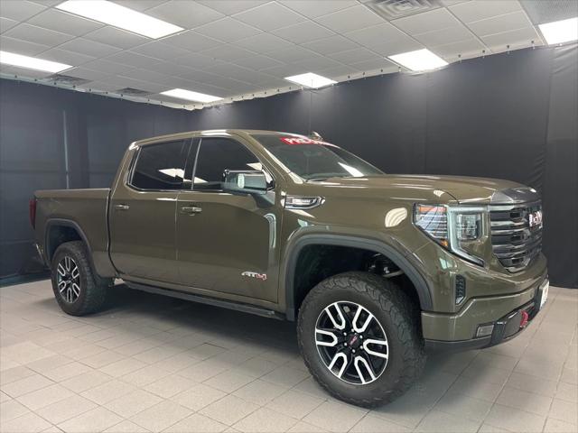 2023 GMC Sierra 1500 4WD Crew Cab Short Box AT4