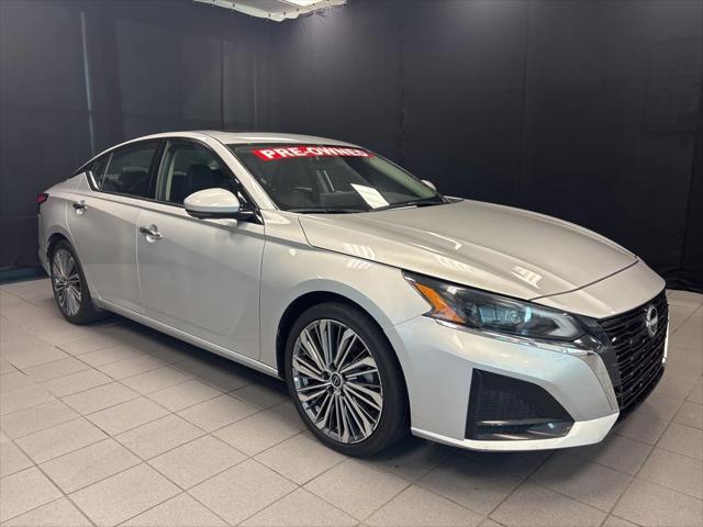 2023 Nissan Altima SL FWD