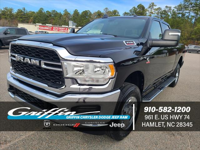 2024 RAM 3500 Tradesman Crew Cab 4x4 64 Box