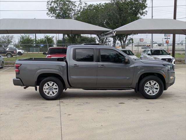 2022 Nissan Frontier Crew Cab SV 4x2