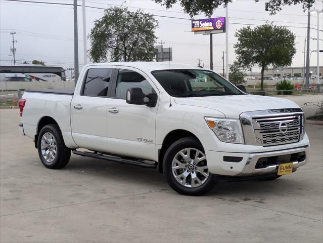 2021 Nissan TITAN Crew Cab SV 4x4
