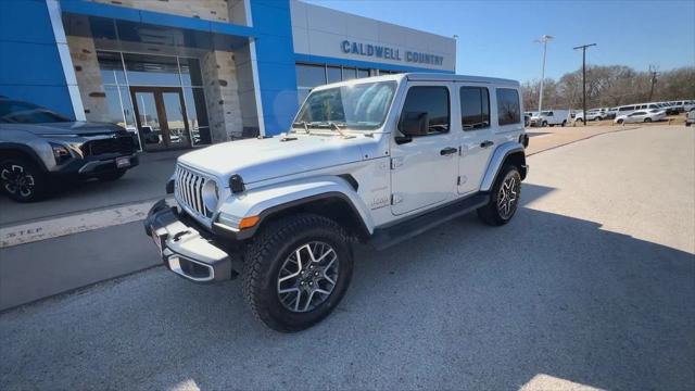 2024 Jeep Wrangler 4-Door Sahara 4x4