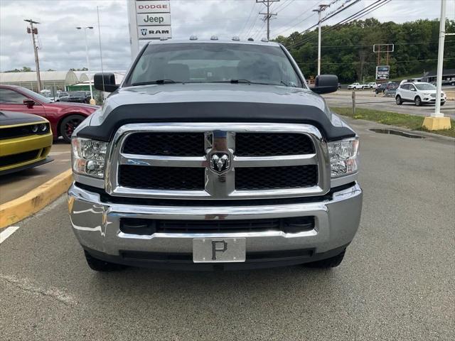 2017 RAM 2500 Tradesman Crew Cab 4x4 64 Box