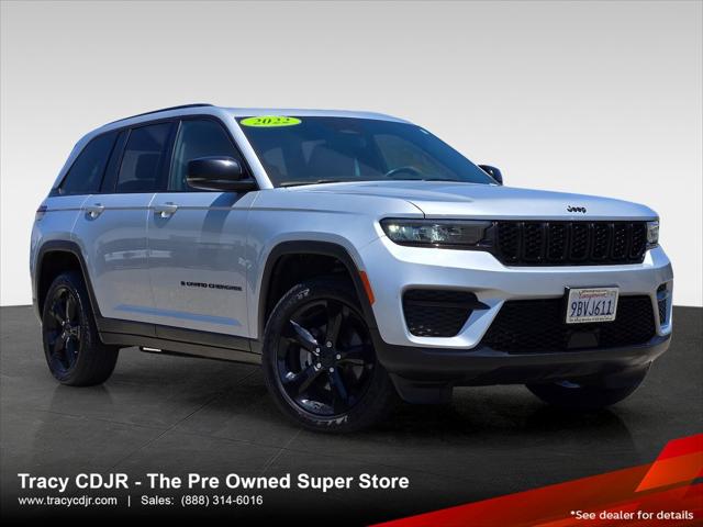 2022 Jeep Grand Cherokee Altitude 4x4