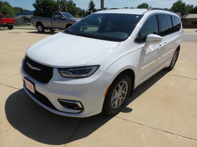2022 Chrysler Pacifica Touring