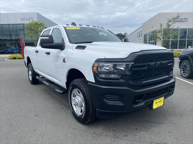 2024 RAM 3500 Tradesman Crew Cab 4x4 64 Box