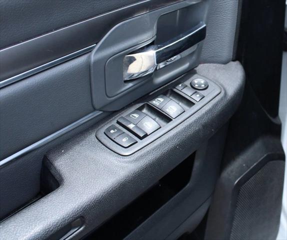 2023 RAM 1500 Classic SLT Crew Cab 4x4 57 Box 2023 RAM 1500 Classic SLT Crew Cab 4x4 57 Box