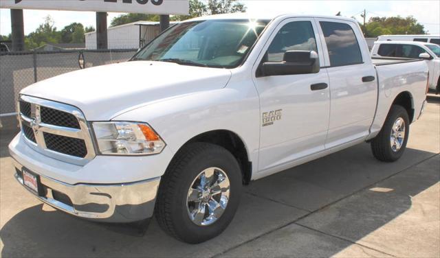 2023 RAM 1500 Classic SLT Crew Cab 4x4 57 Box 2023 RAM 1500 Classic SLT Crew Cab 4x4 57 Box