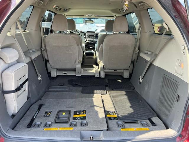 2014 Toyota Sienna LE V6 7 Passenger Mobility