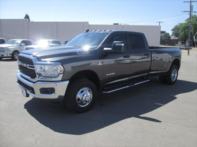 2024 RAM 3500 Big Horn Crew Cab 4x4 8 Box 2024 RAM 3500 Big Horn Crew Cab 4x4 8 Box