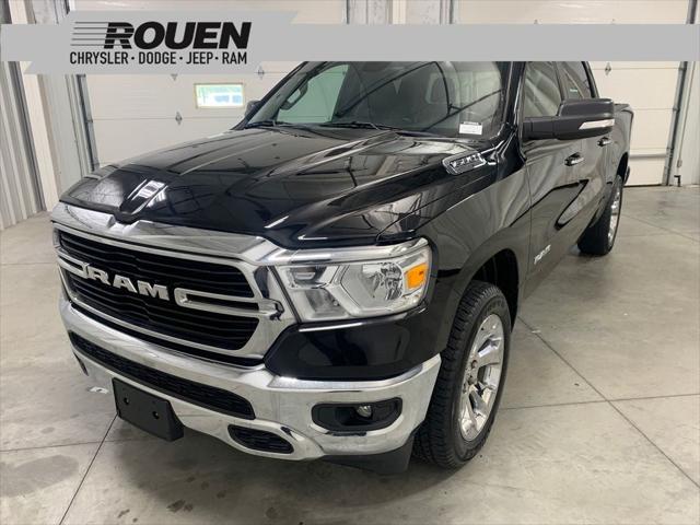 2019 RAM 1500 Big Horn/Lone Star Crew Cab 4x4 57 Box