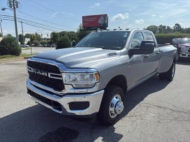 2024 RAM 3500 Tradesman Crew Cab 4x4 8 Box 2024 RAM 3500 Tradesman Crew Cab 4x4 8 Box