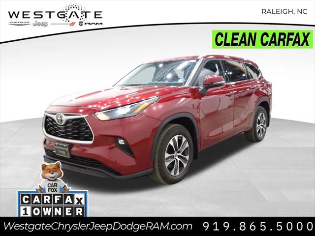 2022 Toyota Highlander XLE 2022 Toyota Highlander XLE