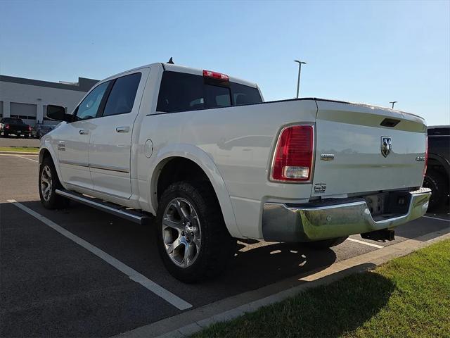 2017 RAM 1500 Laramie Crew Cab 4x4 57 Box